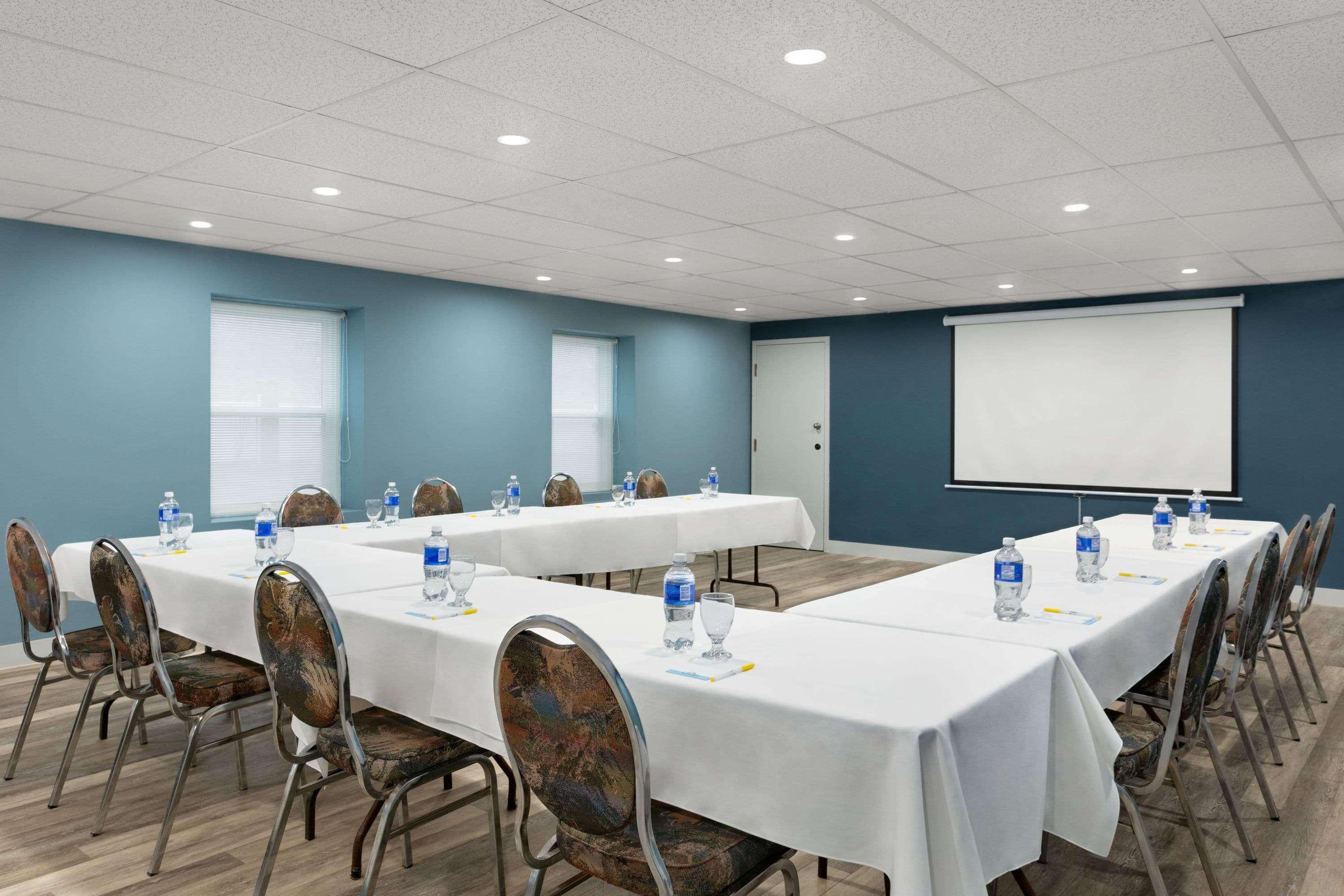 Days Inn By Wyndham Saint-Jean Extérieur photo