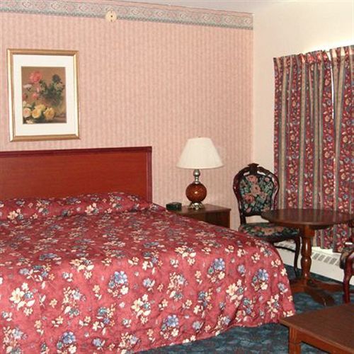 Days Inn By Wyndham Saint-Jean Chambre photo