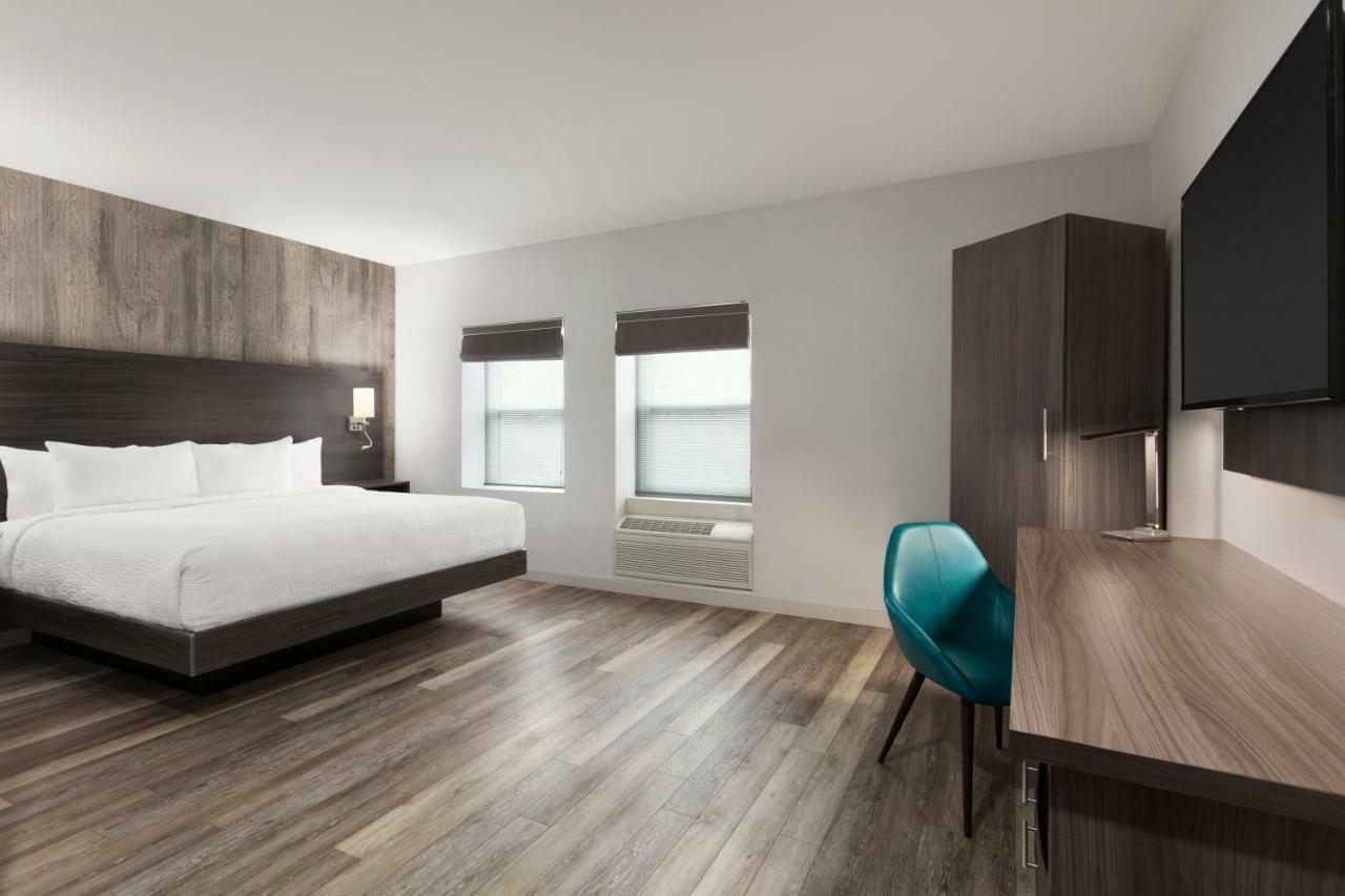 Days Inn By Wyndham Saint-Jean Extérieur photo