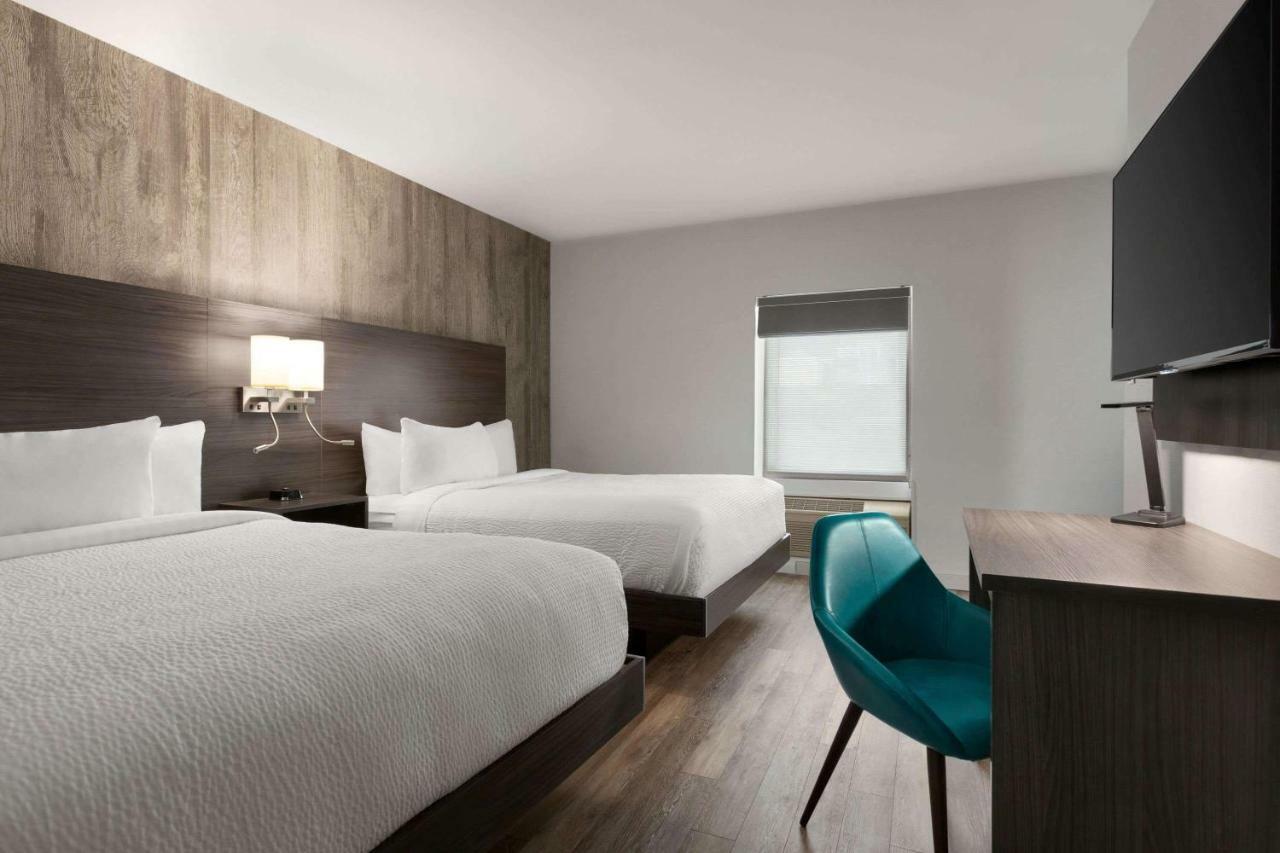 Days Inn By Wyndham Saint-Jean Extérieur photo